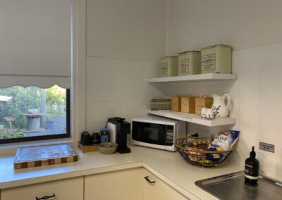 Nonnas Cottage _ Kitchen 1